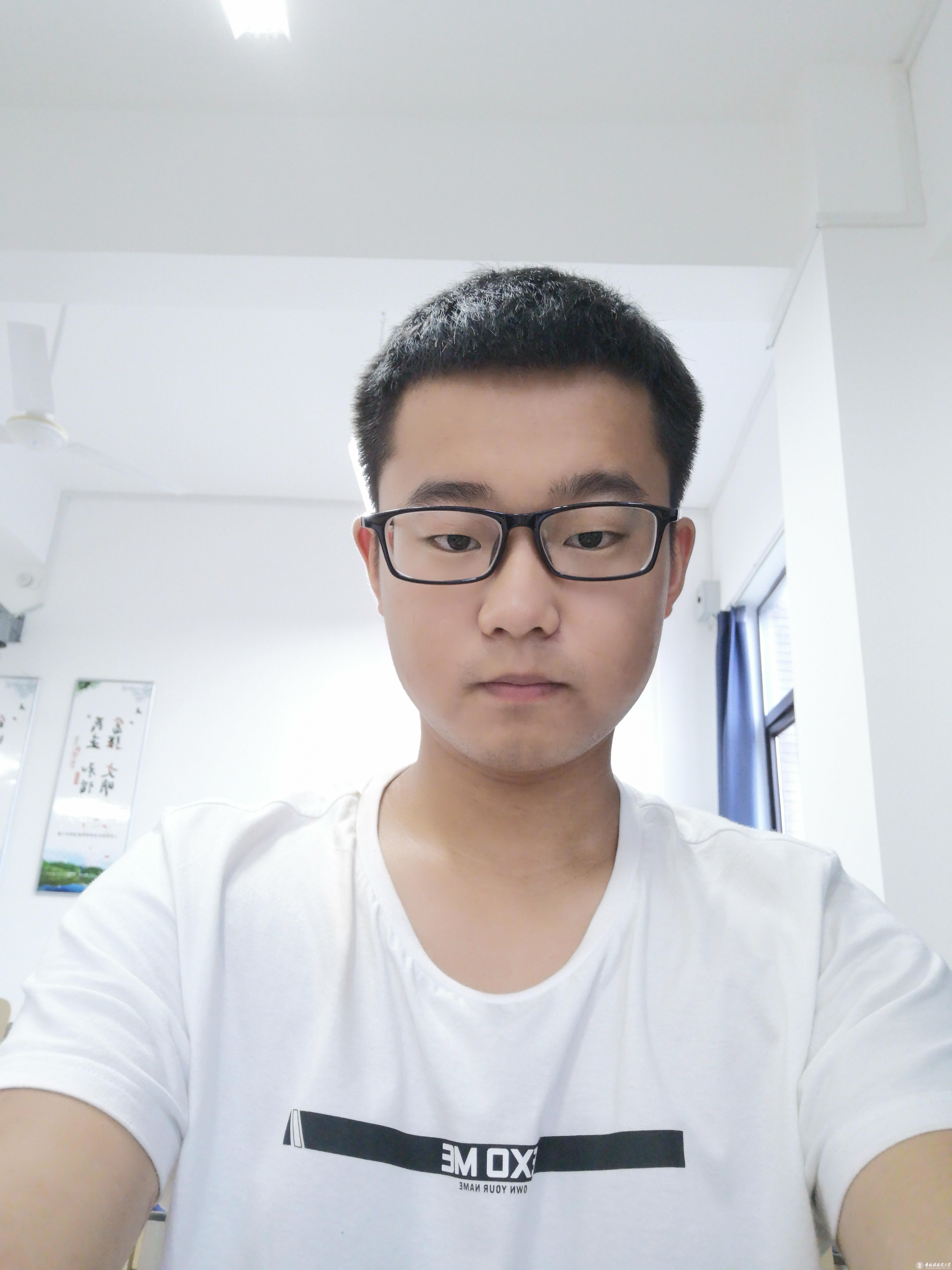 梁晨