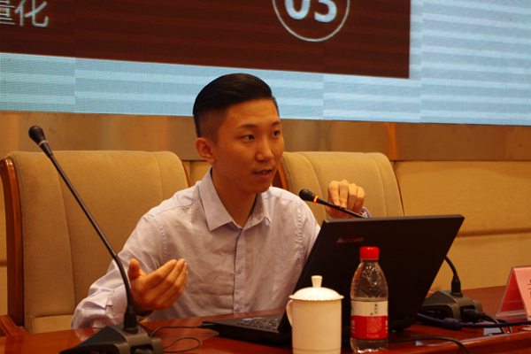 互联网+创新创业大赛专家来我校讲学