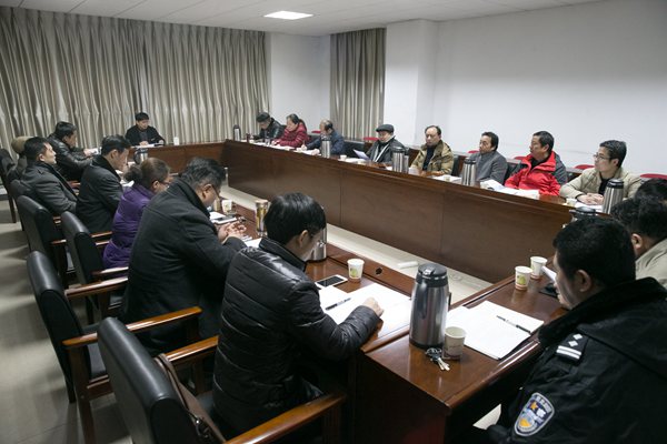 党委书记郭杰忠参加机关党委2016年度民主生