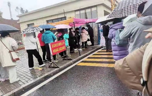 景德镇陶瓷大学:暖心福袋助力考研学子(图)