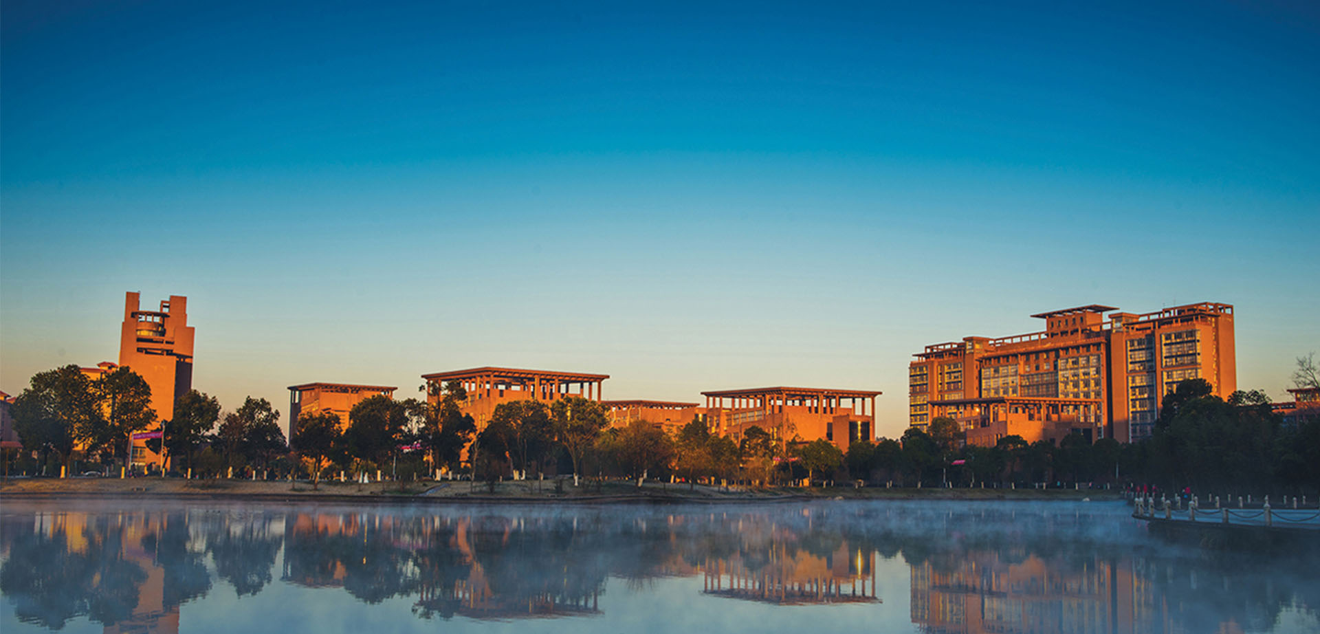 景德镇陶瓷大学 gallery image 1